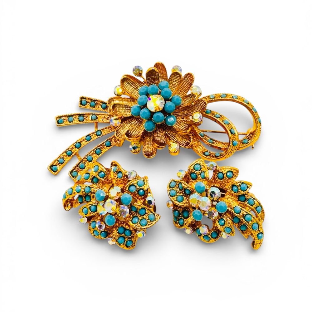 Vintage Gold Tone Floral Brooch and Earring Set